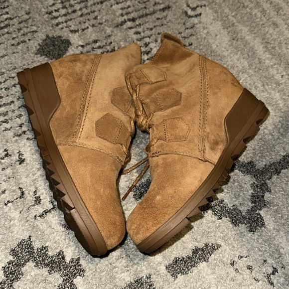 Sorel Wedge Evie lace up bootie tan sz 8 - Picture 5 of 6
